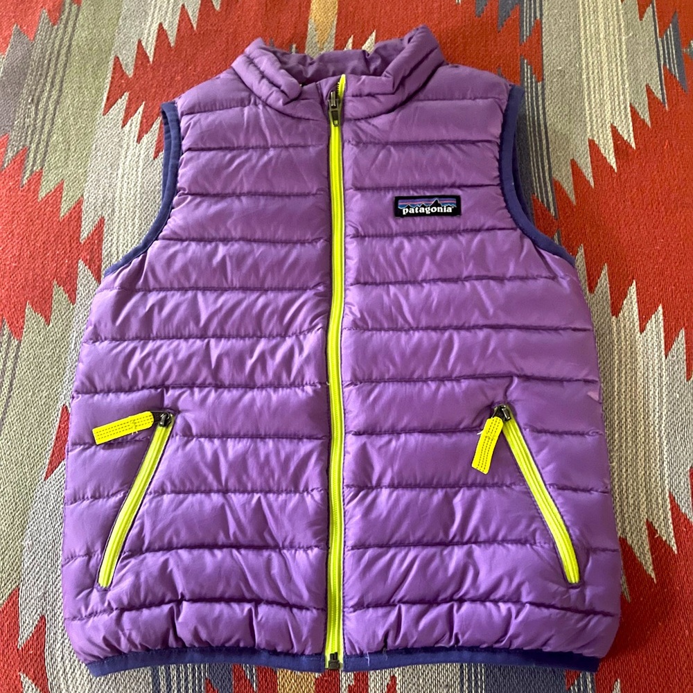 Patagonia Girls Down Zip Vest Purple 4T